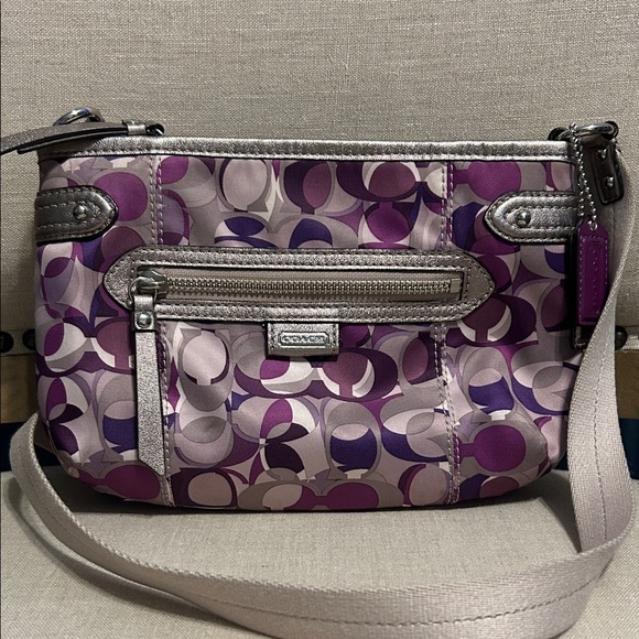 Coach Poppy Daisy Signature Multi Purple Kaleidoscope Crossbody - Picture 1 of 10